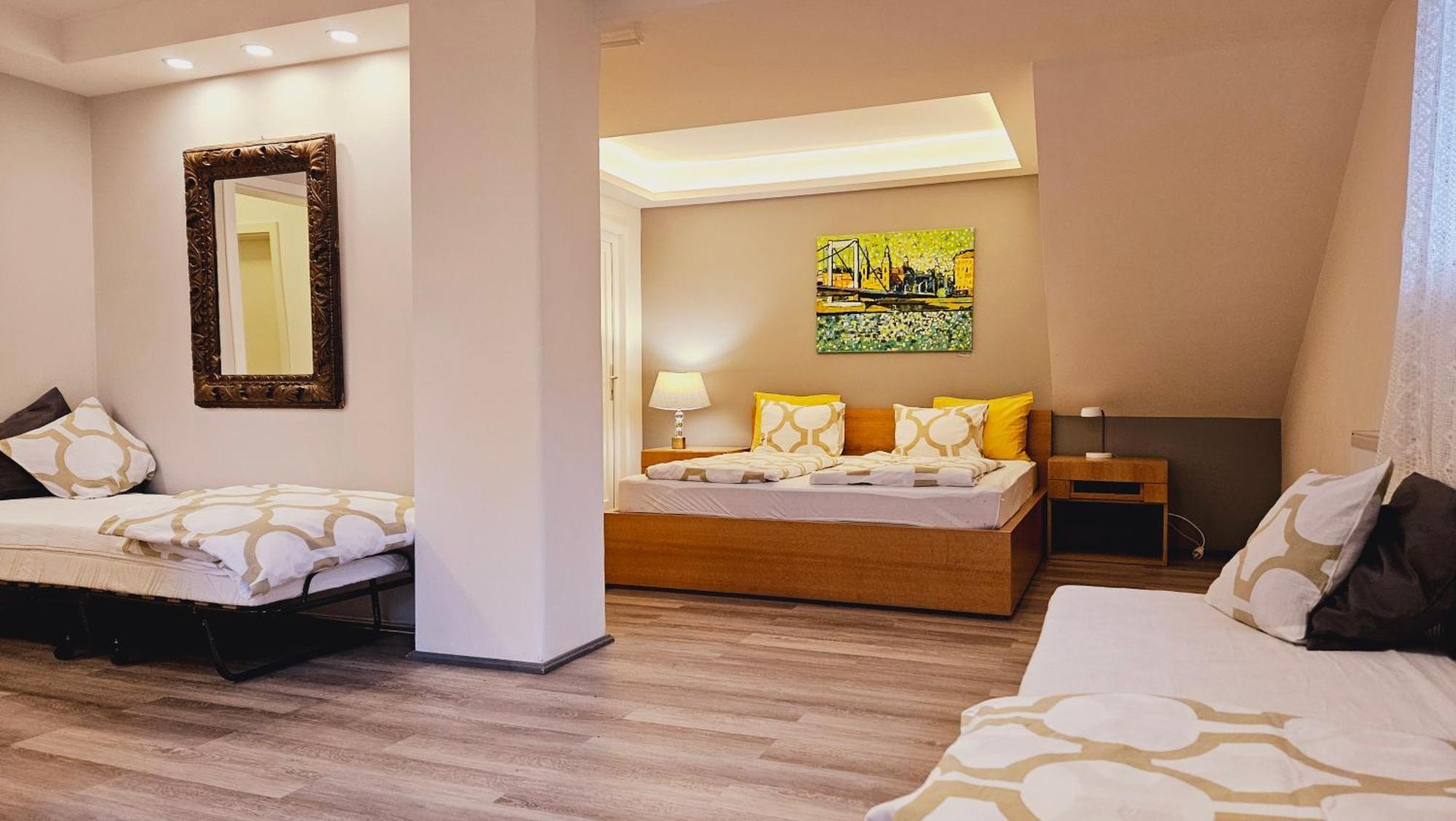 Budasmile Appartment At Buda Castle - Aircon & Free Parking 부다페스트 외부 사진