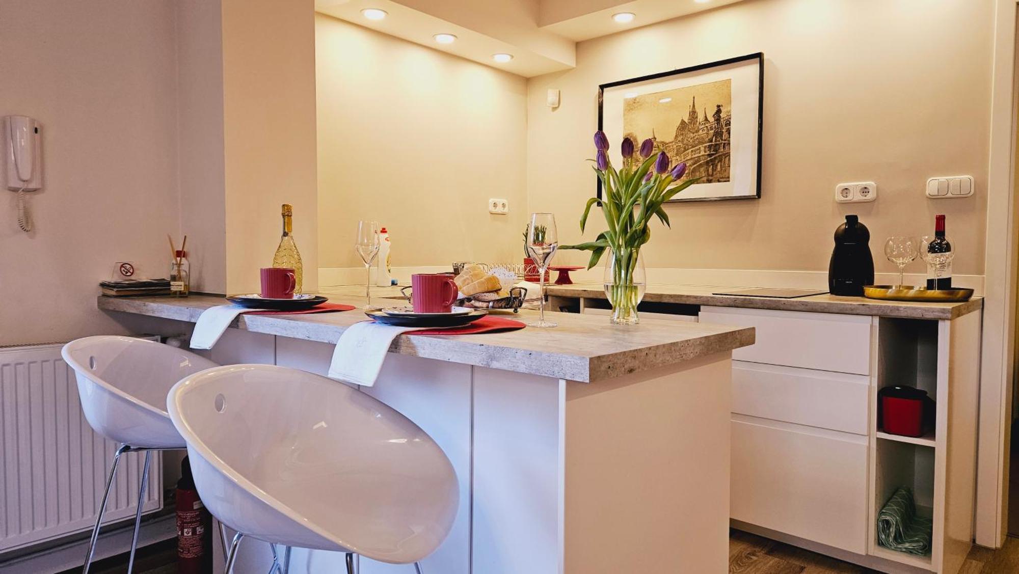 Budasmile Appartment At Buda Castle - Aircon & Free Parking 부다페스트 외부 사진