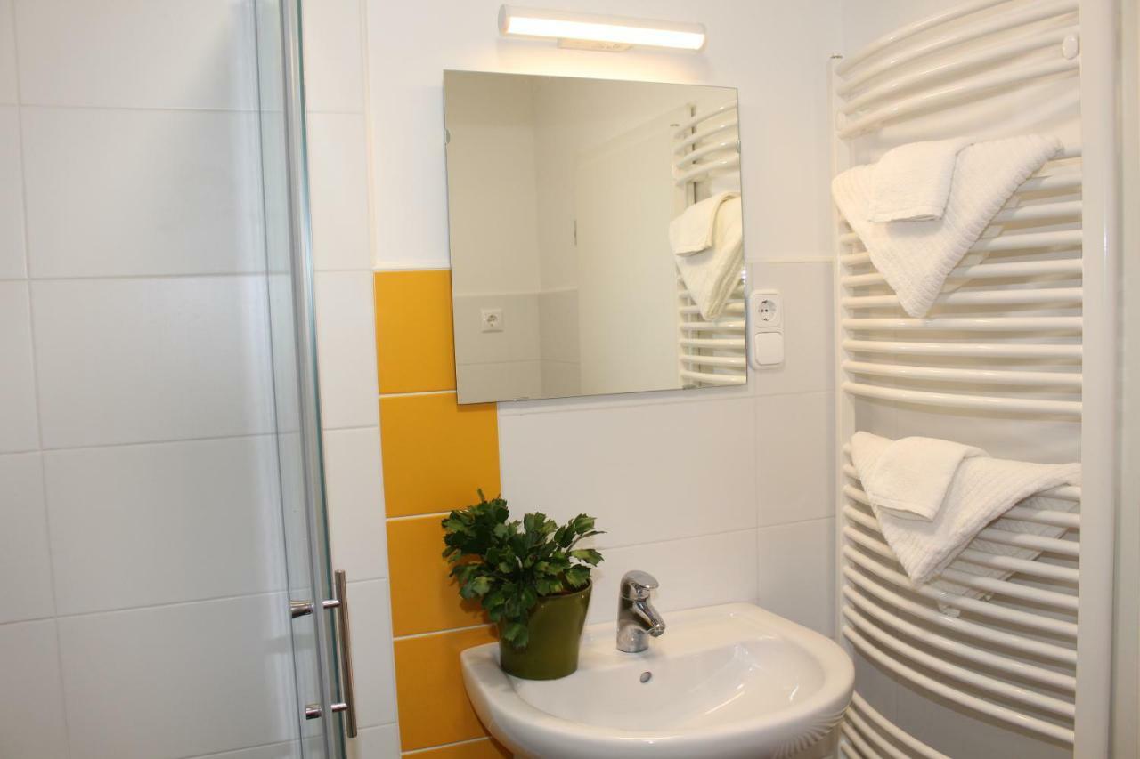 Budasmile Appartment At Buda Castle - Aircon & Free Parking 부다페스트 외부 사진