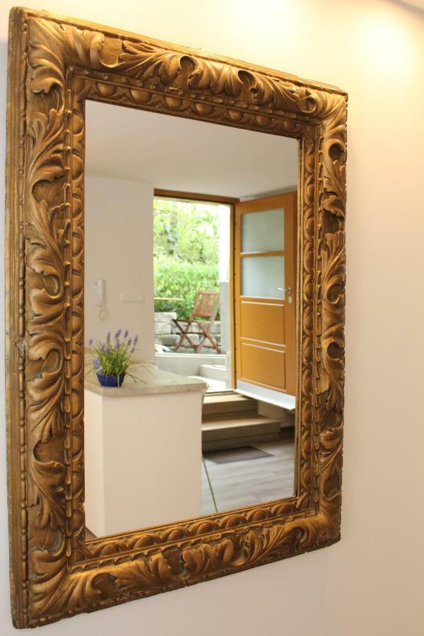 Budasmile Appartment At Buda Castle - Aircon & Free Parking 부다페스트 외부 사진